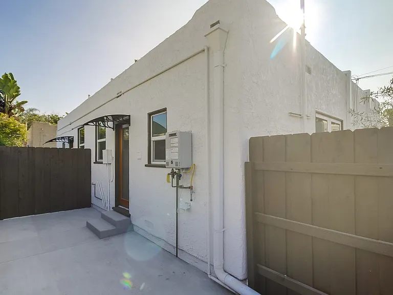 4484 Texas St — Photo 28