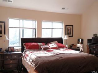 51 Deer Run, Bethel, CT 06801