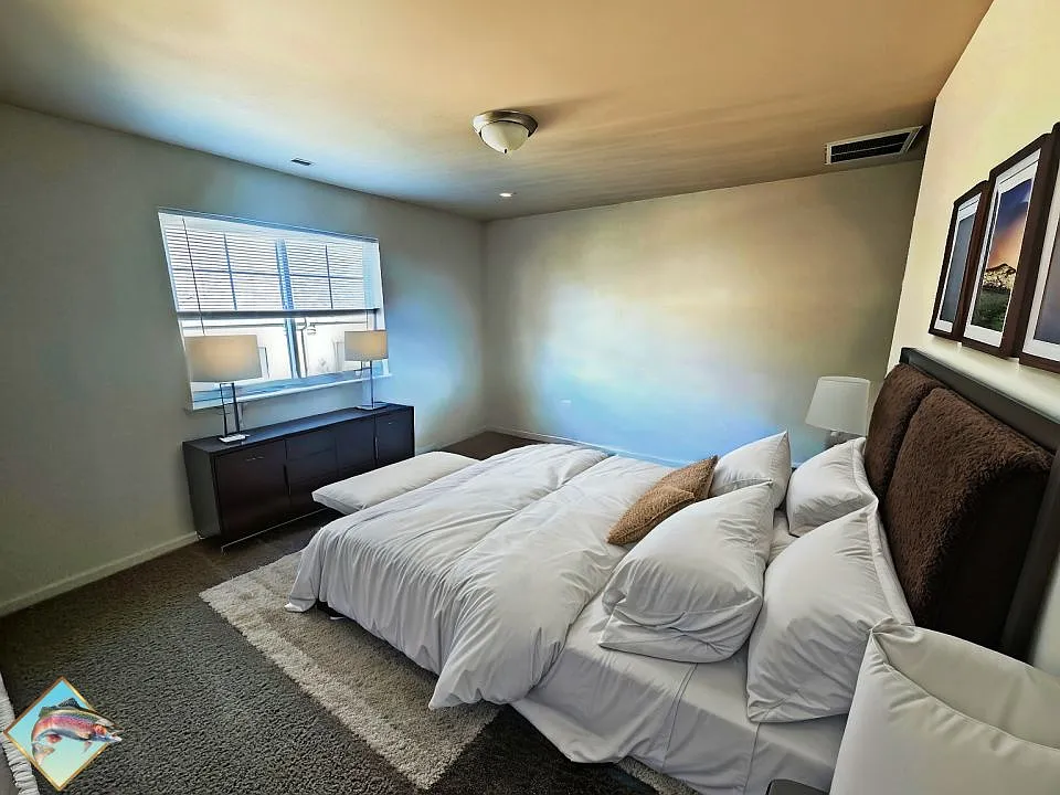 2 bed, 2.0 bath, 1128 sqft, $1,520 — Photo 4
