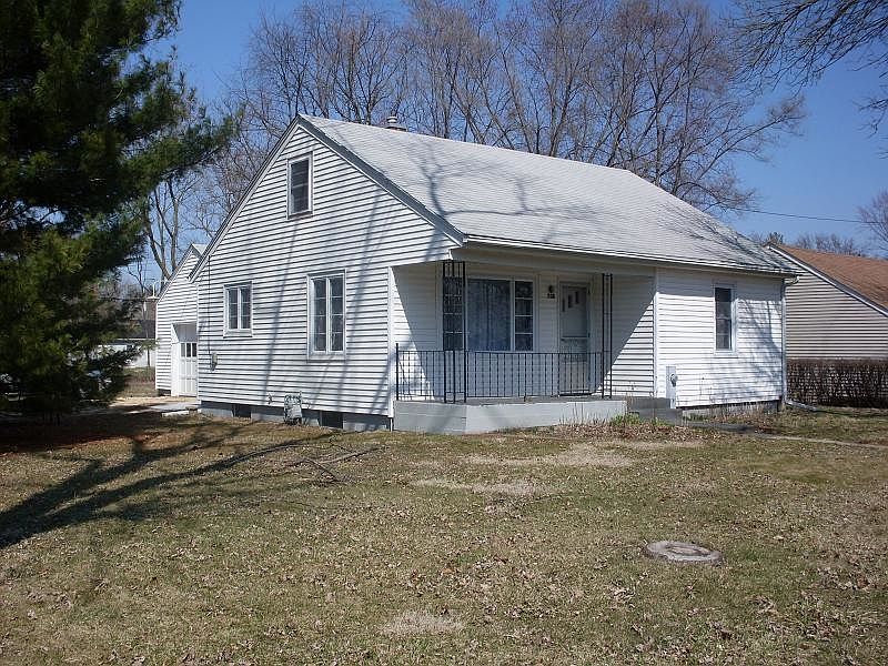 2nd image of 708 Evans Ave