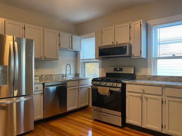 118 Clay St #2, Cambridge, MA 02140