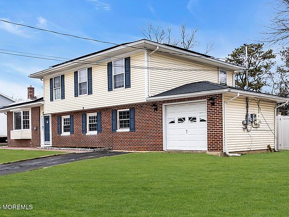 2nd image of 9 Chatham Drive