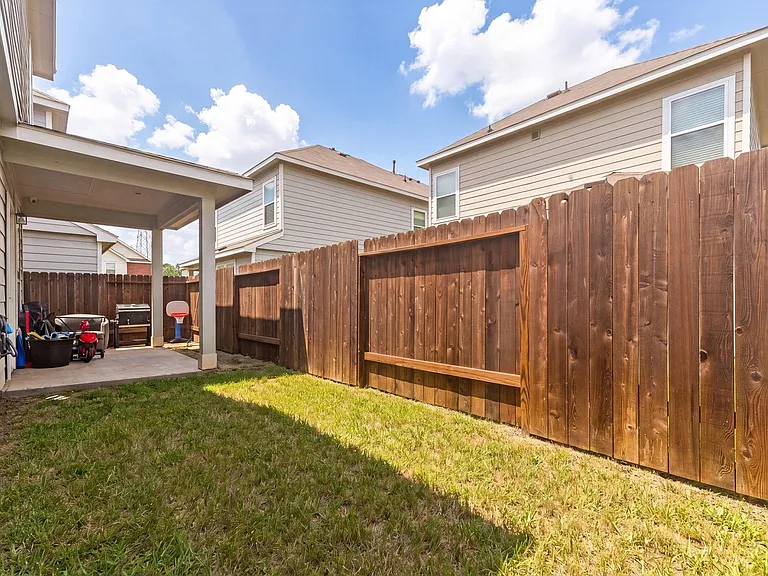 22210 Imperious Pkwy — Photo 24