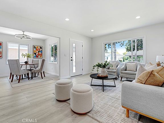 4th image of 1108 S Vega St