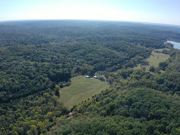 3rd image of 29687 Proctor Rd