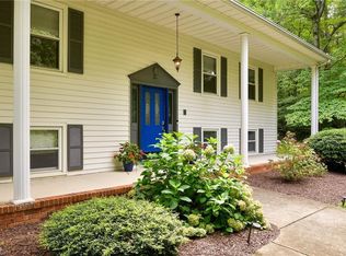 692 Beauchamp Rd, Advance, NC 27006