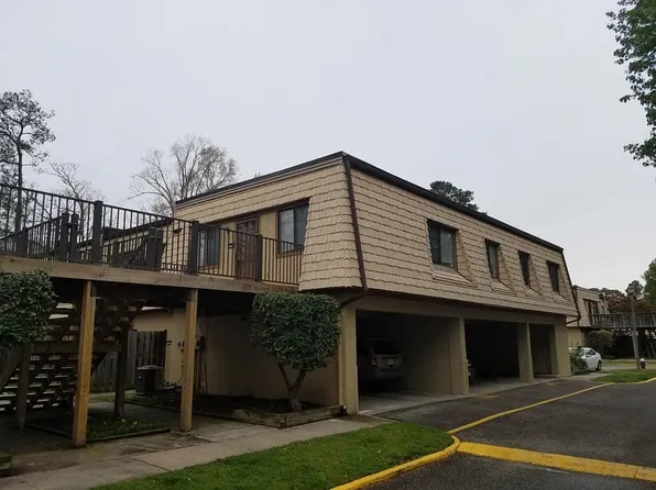 1515 Monterry Pl, Newport News, VA 23608