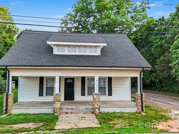 9238 State Highway 90 E, Stony Point, NC 28678