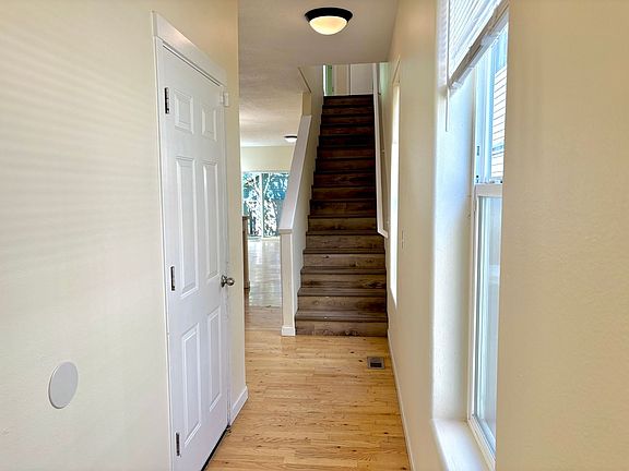 2nd image of 9247 N Macrum Ave
