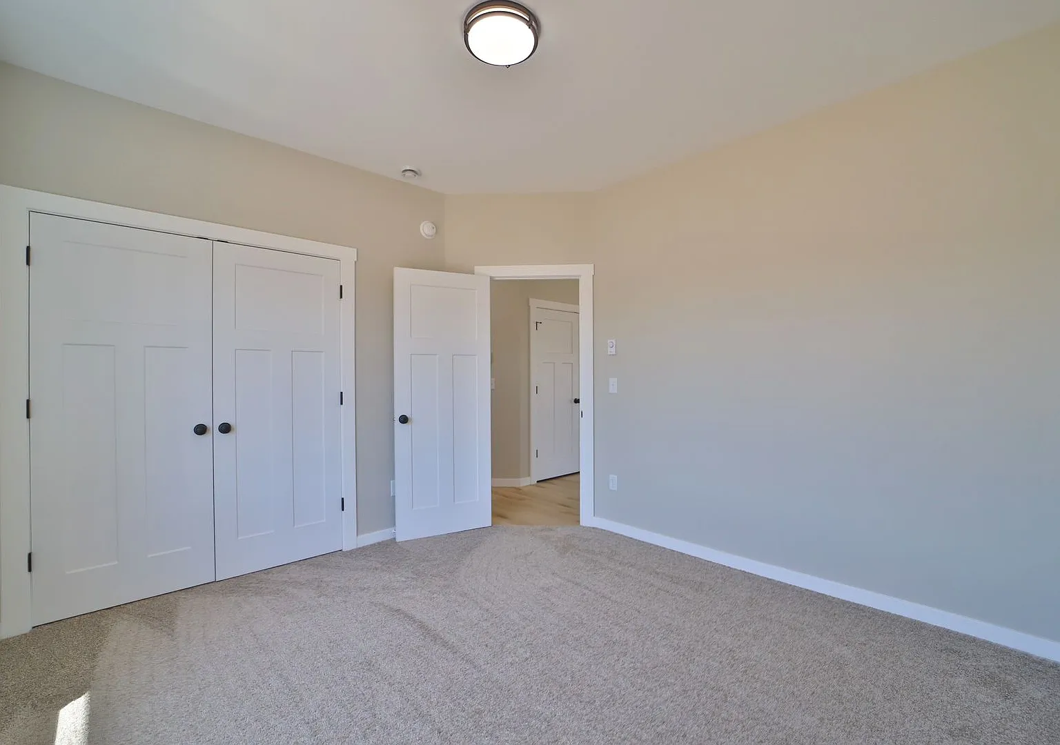 781 W Palomino Ave - Quad — Photo 1