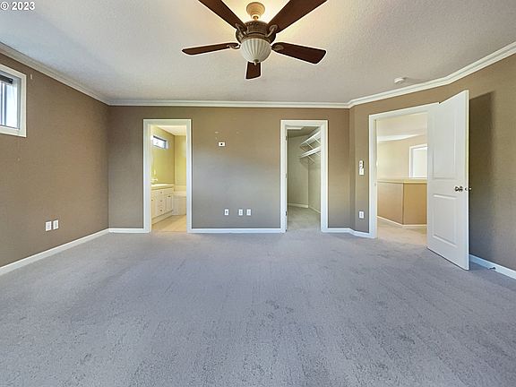 5th image of 3910 NE 93rd St