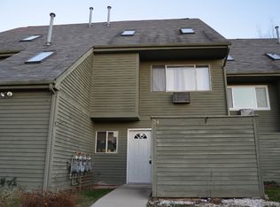 24 Sundance Dr, Branford, CT 06405