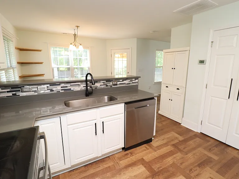 1727 Crag Burn Ln — Photo 12