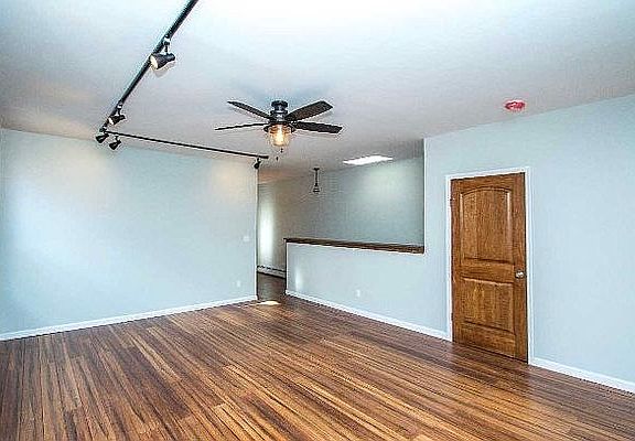 2nd image of 3078 36th St #2