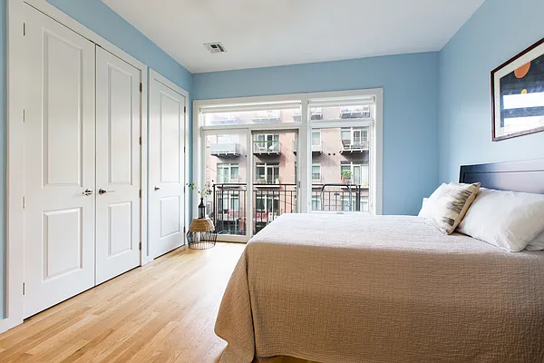 Sold by Compass | media 3