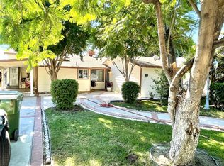 8049 Bellaire Ave, North Hollywood, CA