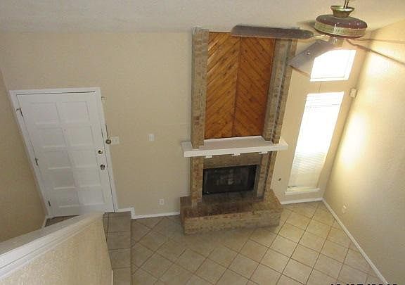 3rd image of 4812 Maureen Cir