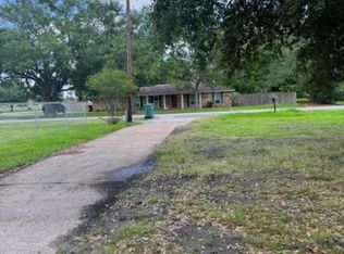 2630 Sandlin St, Beaumont, TX 77707