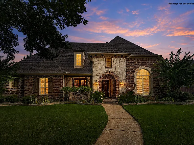 1053 Sir Lancelot Cir — Photo 45