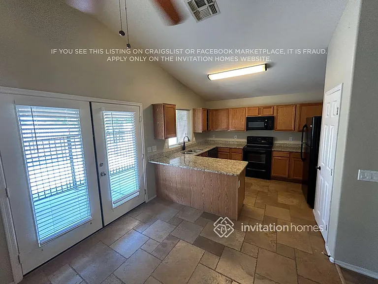 1628 W Minton St — Photo 6