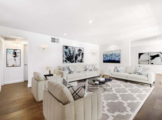403 N Oakhurst Dr APT 105, Beverly Hills, CA 90210