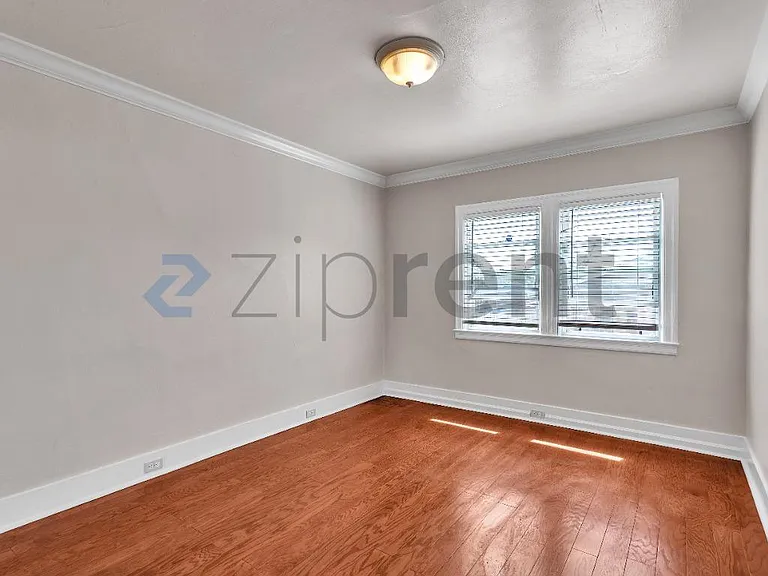 8521 Dowling St — Photo 11