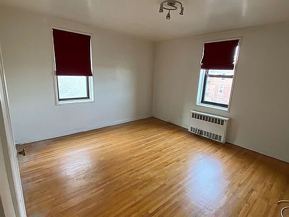 3rd image of 144-54 Sanford Ave #67