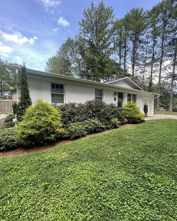 1st image of 342 Silversteen Dr