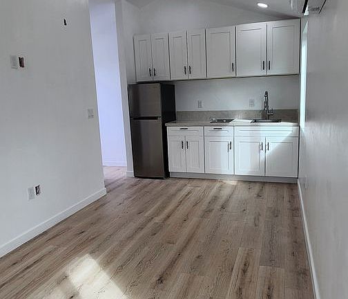3rd image of 2409-2415 L St #2409-2