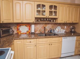 1904 S Ocean Dr #30, Hallandale Beach, FL 33009