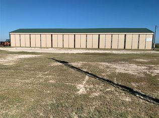 911 N 15th St, Pt O Connor, TX 77982