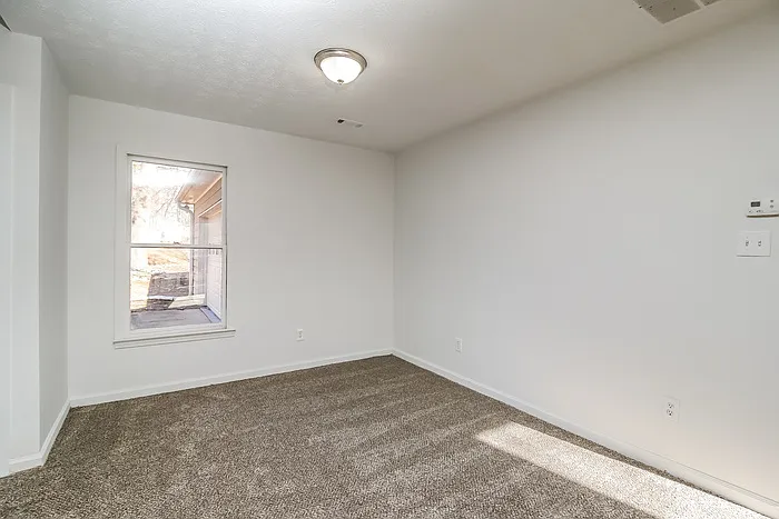 160 Princeton Way — Photo 11