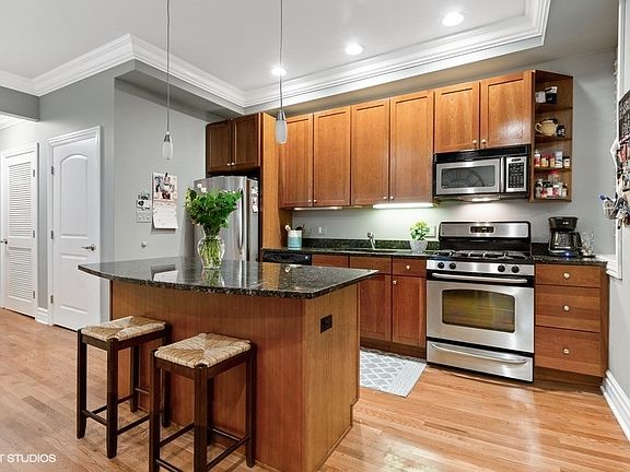 5th image of 1715 N Crilly Ct APT 3