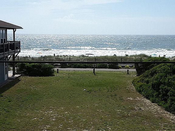 Non conforming lot 44ft wide