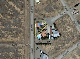 907 E Cholla Ct, Pearce, AZ 85625