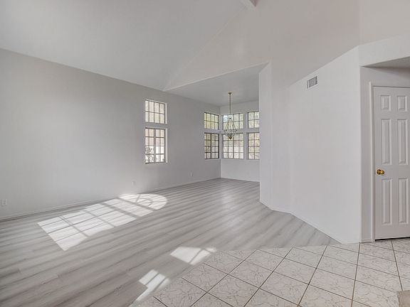 5th image of 4966 High Creek Dr