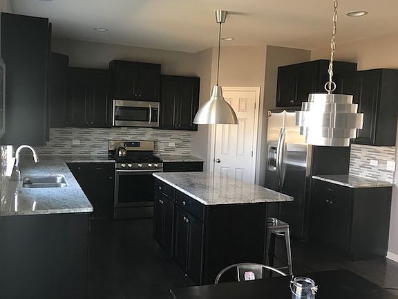 3rd image of 32972 N Three Oaks Ln