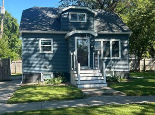 610 3rd Ave S, Grand Forks, ND 58201