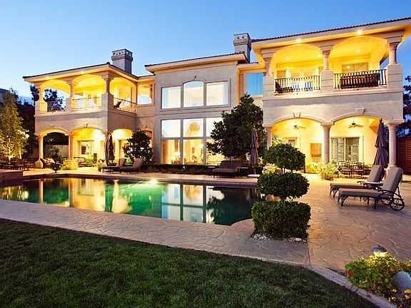 4th image of 9709 Winter Palace Dr
