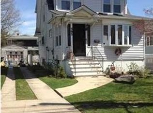 585 Villa Ave, Staten Island, NY 10302