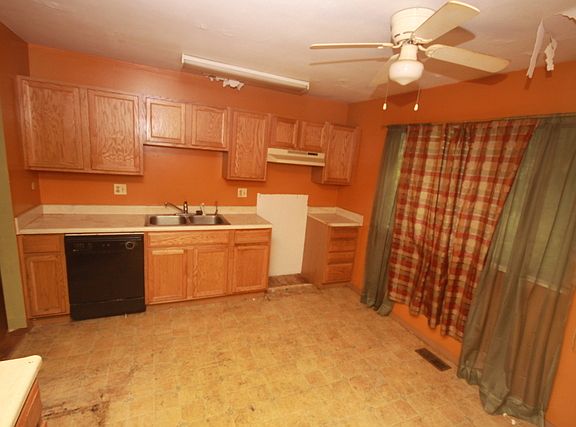 2nd image of 4929 Thorain Ct