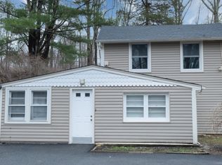 21 Greendale Rd, Newton, NJ 07860