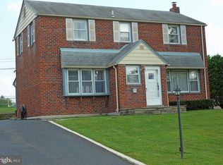 1002 Cooke Ln, Norristown, PA 19401
