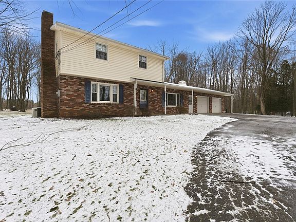 2nd image of 411 Kerry Dr