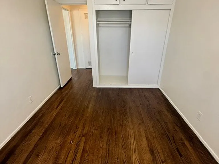 476-478 Almond Ave #480 — Photo 11