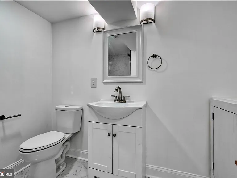 701 Platinum Ave — Photo 34