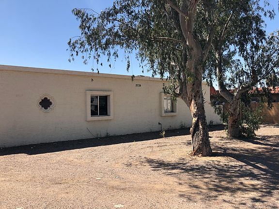 2nd image of 2739 E Marconi Ave