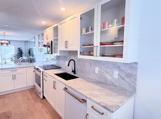 1030 Silk Oak Ter APT 203, Delray Beach, FL 33445