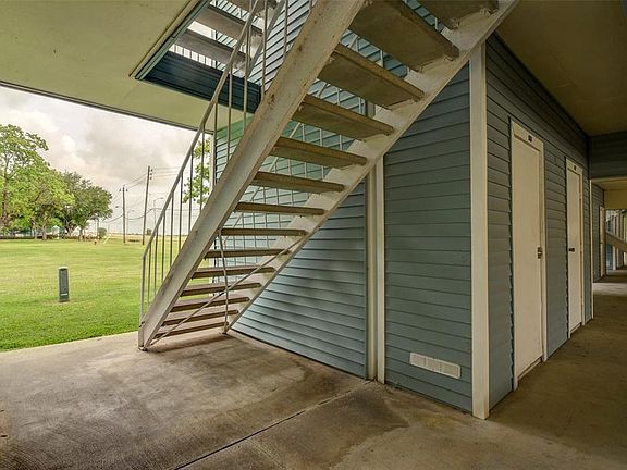 2nd image of 18617 Egret Bay Blvd APT 316