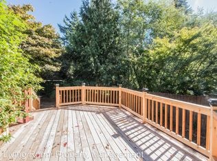 4428 SW Palatine St, Portland, OR 97219